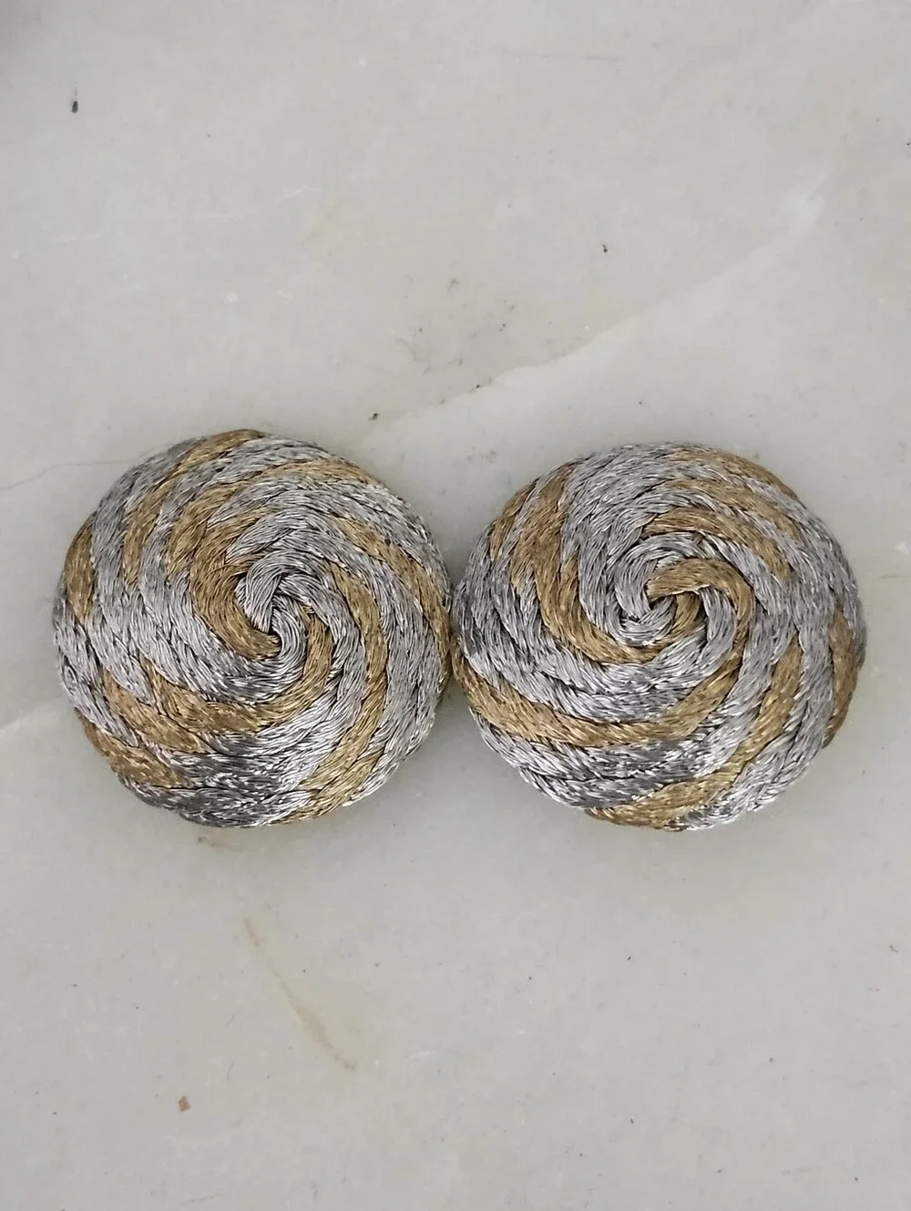 Vtg Silver and Gold Swirl Decorative Clip On Earrings